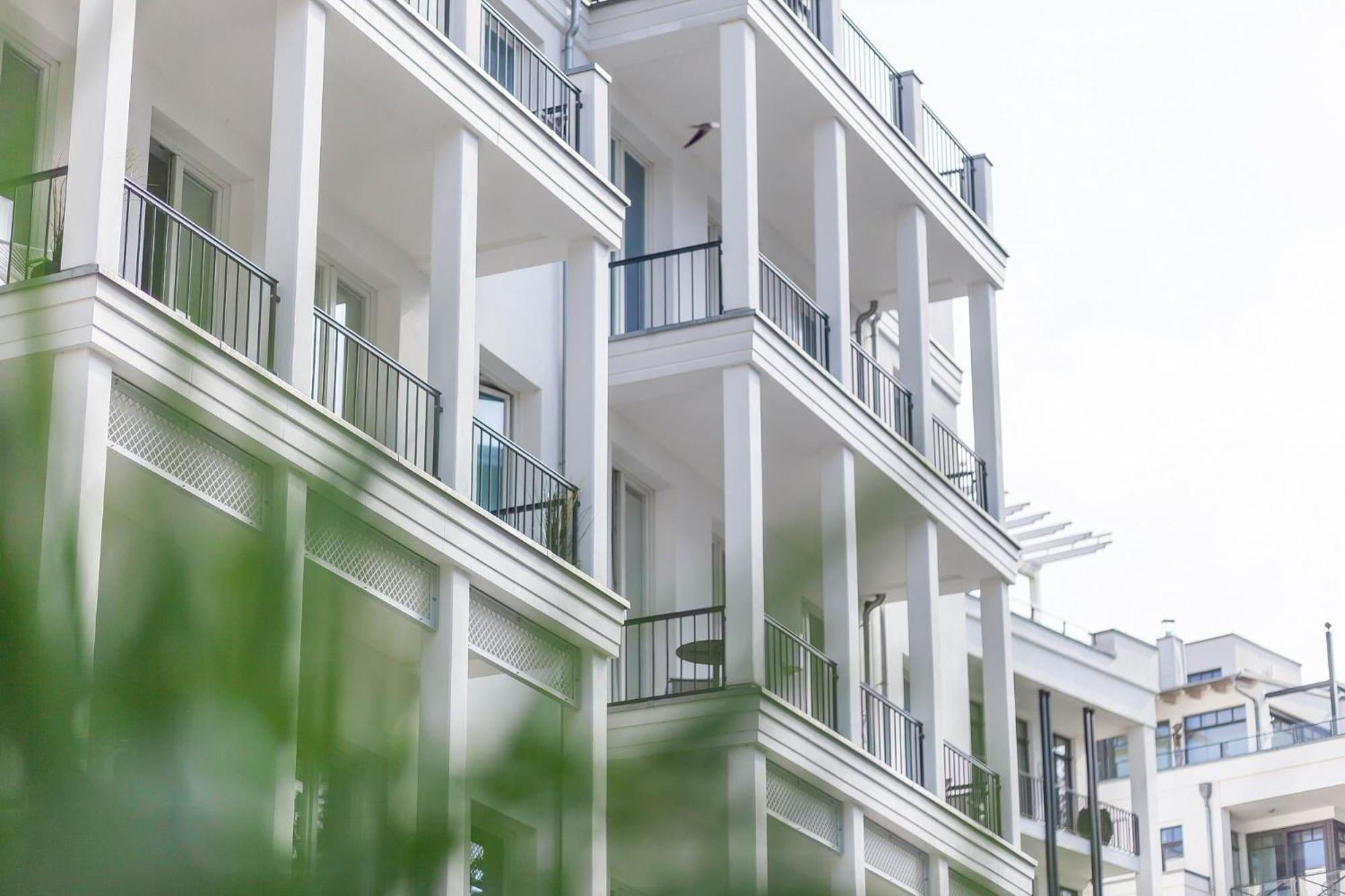 First White Pearl Apartment Sellin  ภายนอก รูปภาพ